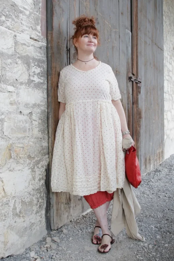 Kleider*Ewa i Walla Kleid 55835 JENNIFER in creme mit rosenroten Dots (rose dot voile) - softer Voile